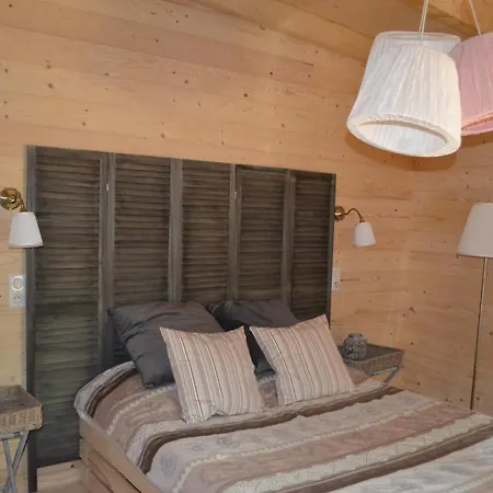 Parc De La Belle Camping Magne (Vienne)